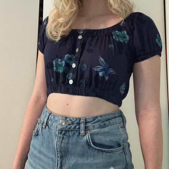 Blue Floral crop top - Picture 1 of 3
